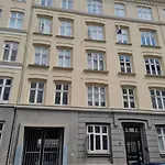 Appartement Hotellos *